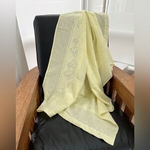 VINTAGE The Bay Made in Scotland Baby Blanket Pale Yellow Teddy Bear Pattern